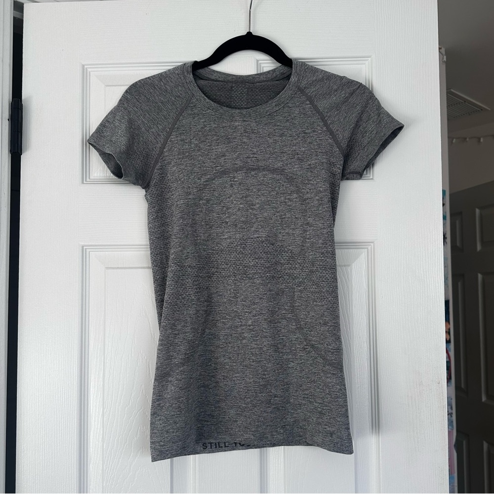 Lululemon Swiftly Tech Short Sleeve Athletic Shirt